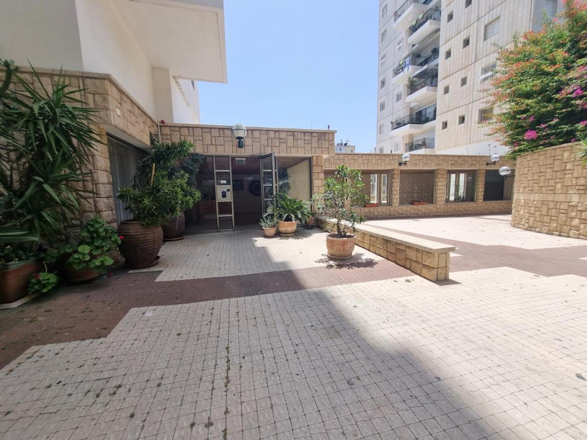 High Lights Huose Apartamento Rechovot Exterior foto
